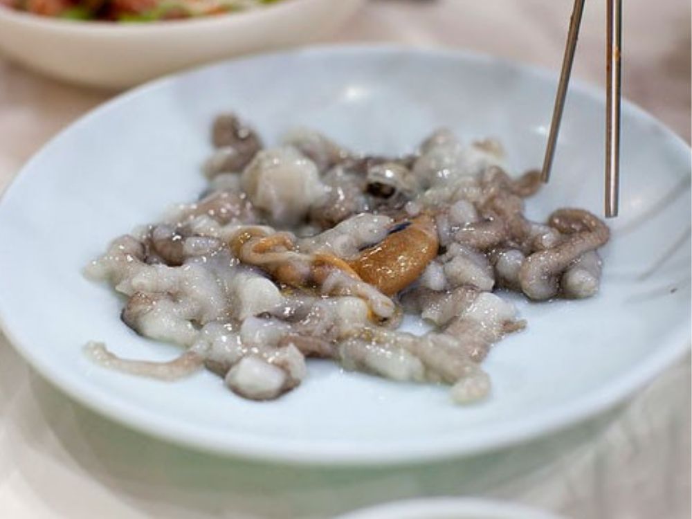 Sannakji, prato típico da culinária Sul Coreana