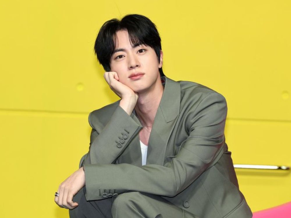 Imagem do Idol Jin integrante do BTS 2025